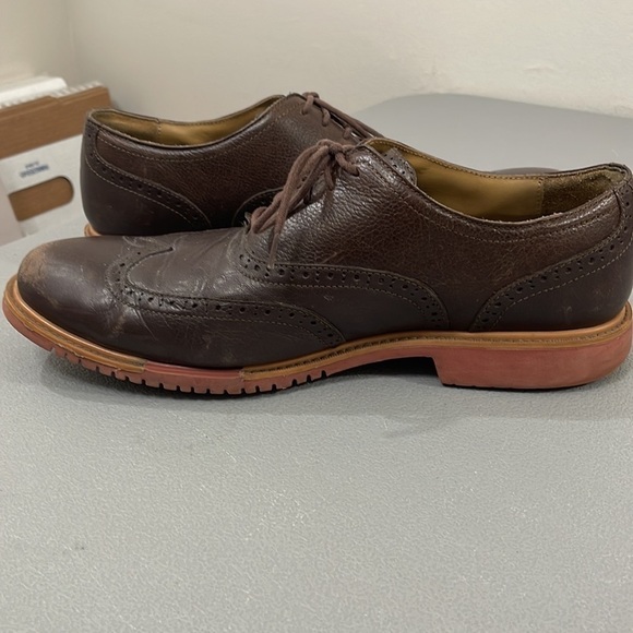 Cole Haan Oxford. Brown. Size 10.5. - Picture 12 of 16
